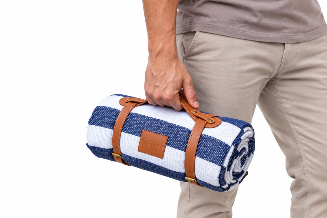Picnic Rug_Easy Carry Handle